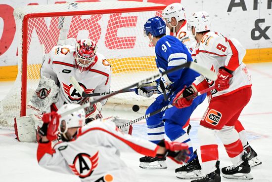 Russia Ice Hockey Kontinental League Dynamo - Avtomobilist