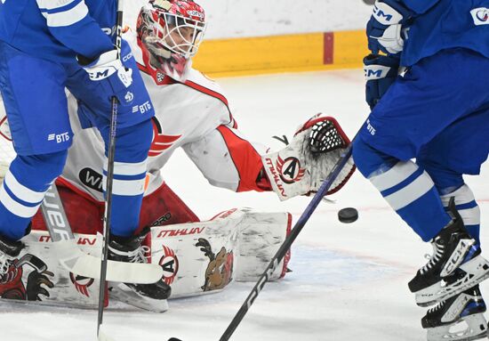 Russia Ice Hockey Kontinental League Dynamo - Avtomobilist