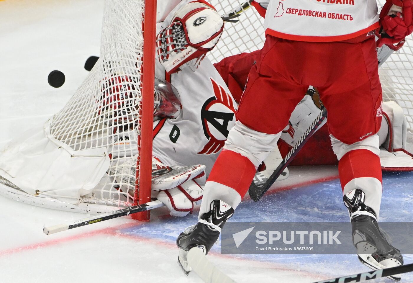 Russia Ice Hockey Kontinental League Dynamo - Avtomobilist