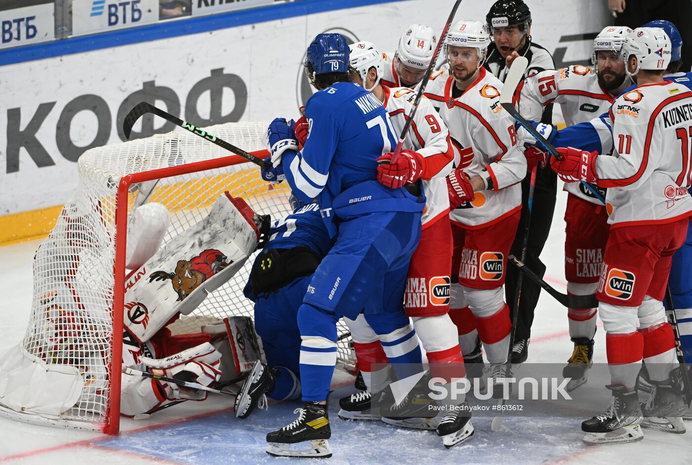 Russia Ice Hockey Kontinental League Dynamo - Avtomobilist