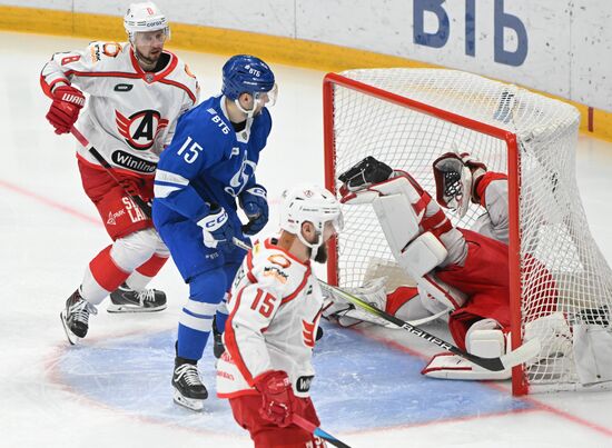 Russia Ice Hockey Kontinental League Dynamo - Avtomobilist