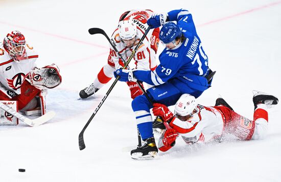 Russia Ice Hockey Kontinental League Dynamo - Avtomobilist