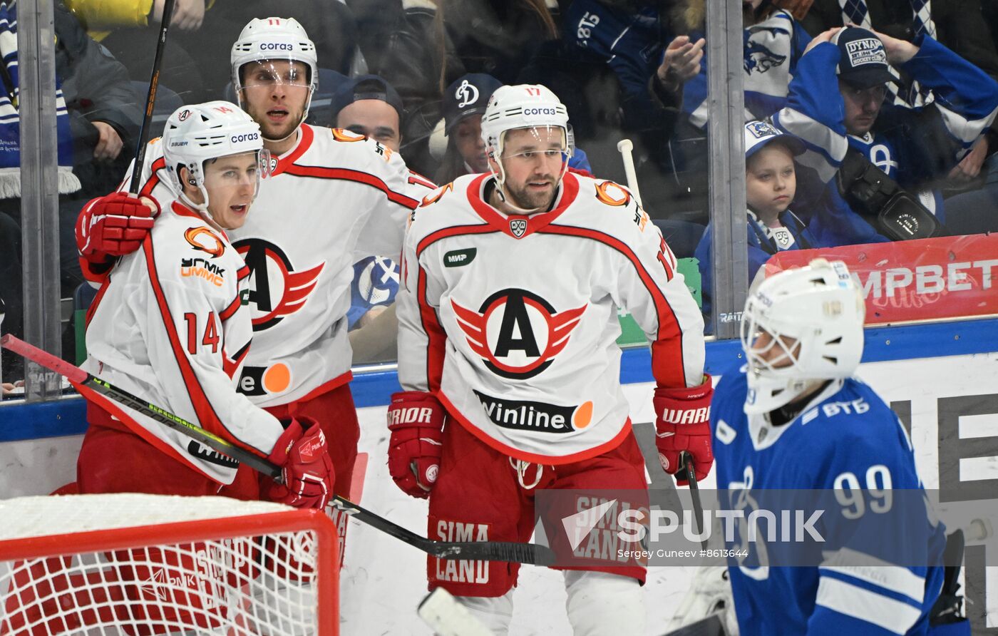 Russia Ice Hockey Kontinental League Dynamo - Avtomobilist