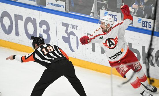 Russia Ice Hockey Kontinental League Dynamo - Avtomobilist