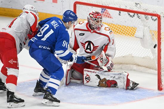 Russia Ice Hockey Kontinental League Dynamo - Avtomobilist