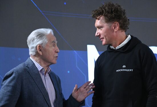 RUSSIA EXPO. Roundtable discussion with Mosconcert management