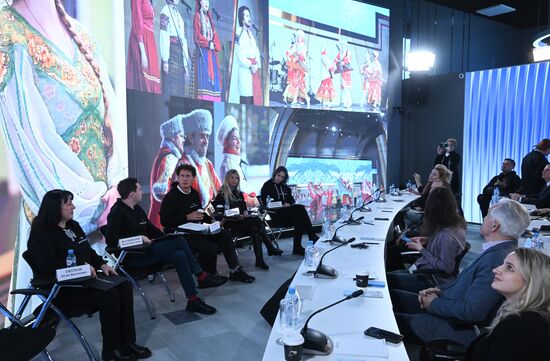 RUSSIA EXPO. Roundtable discussion with Mosconcert management