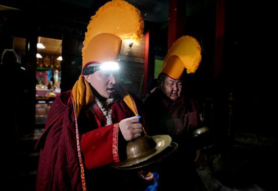 Russia Religion Buddhism Purification Ritual