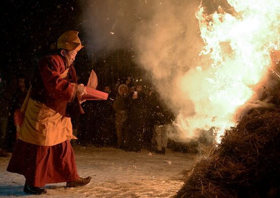 Russia Religion Buddhism Purification Ritual