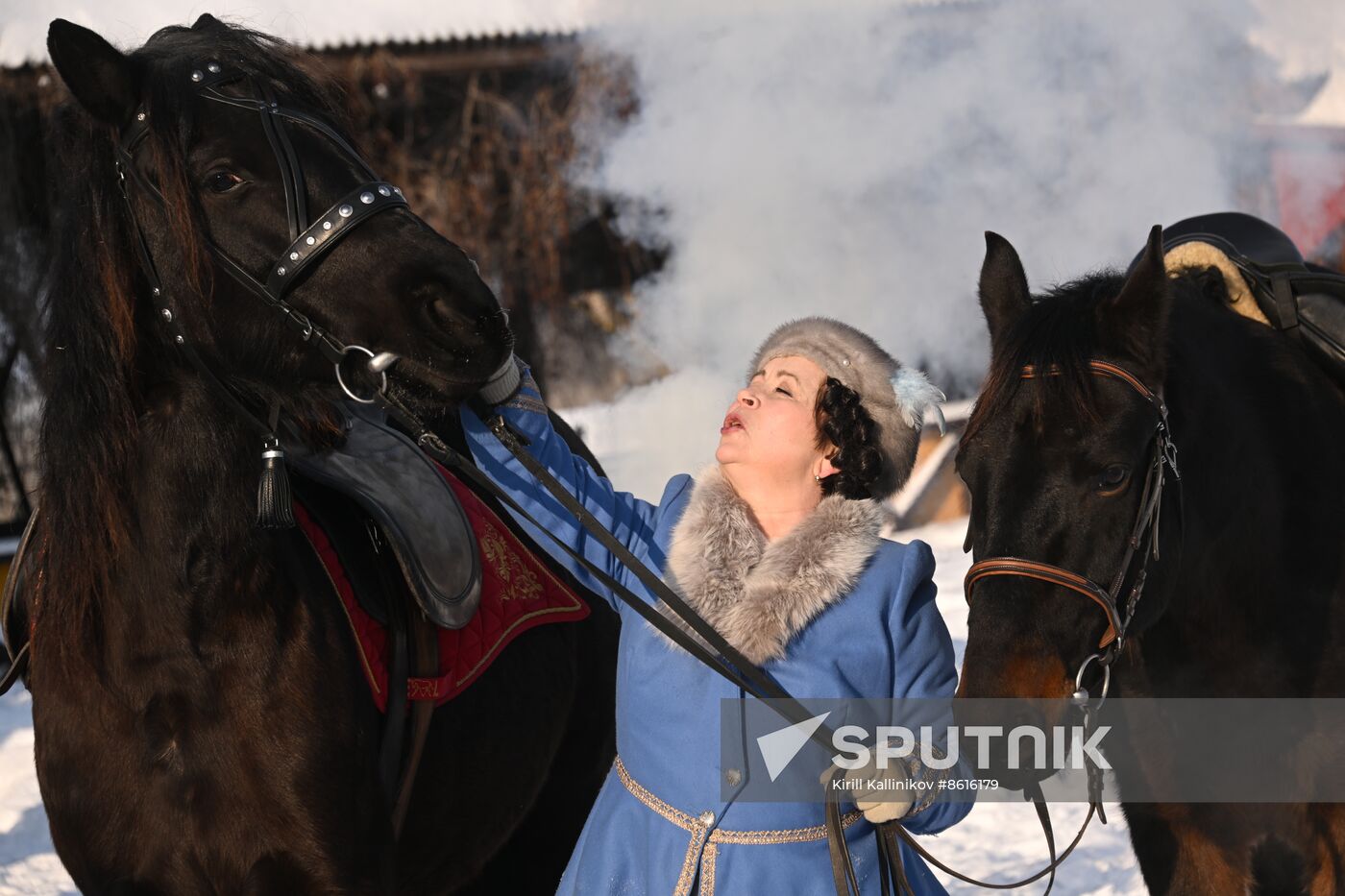 Russia Winter Horseback Hunting