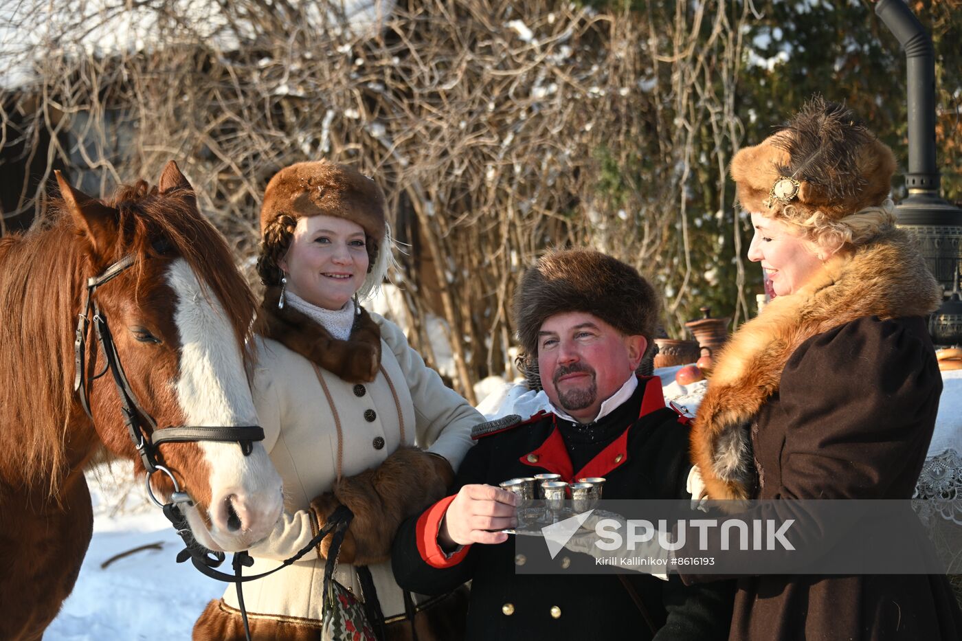 Russia Winter Horseback Hunting