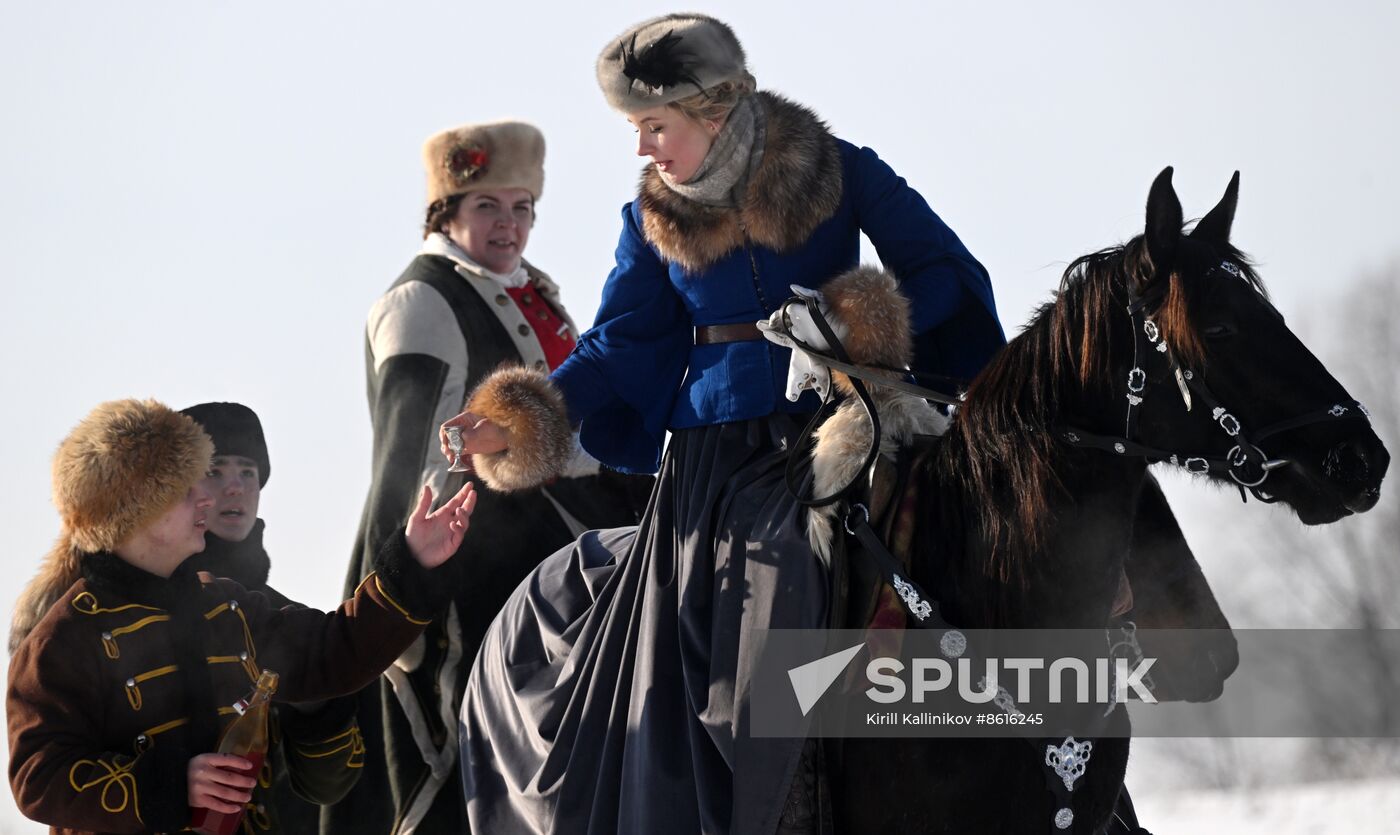 Russia Winter Horseback Hunting