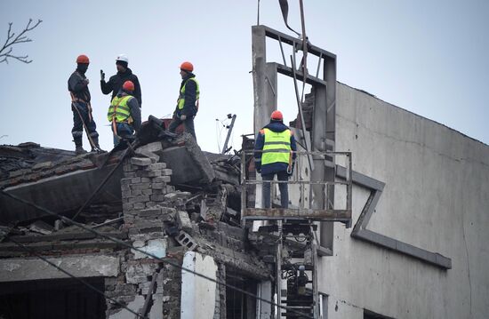 Russia DPR Construction