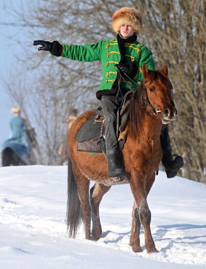 Russia Winter Horseback Hunting