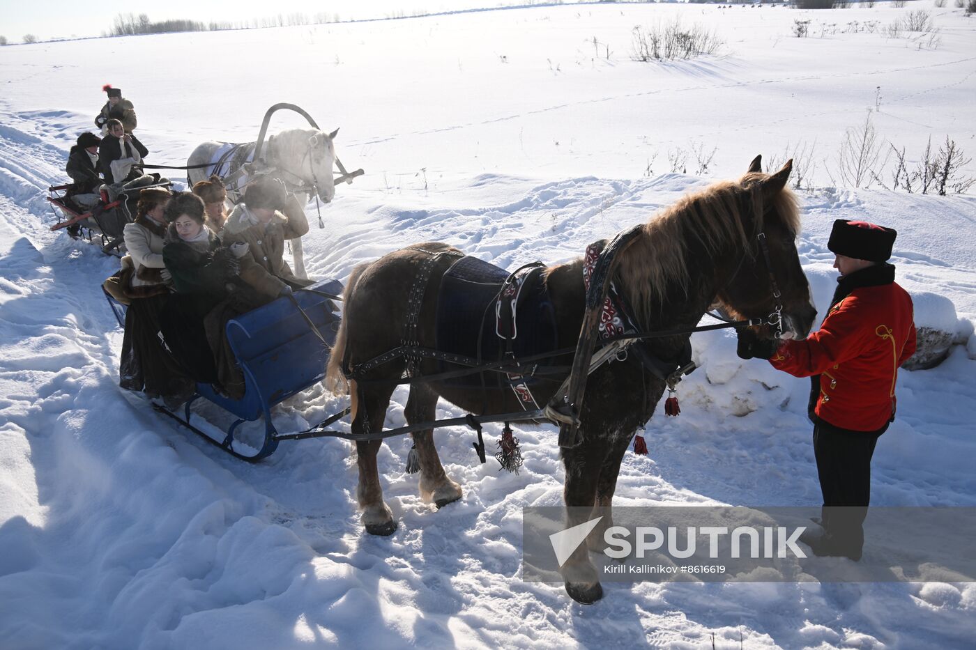 Russia Winter Horseback Hunting