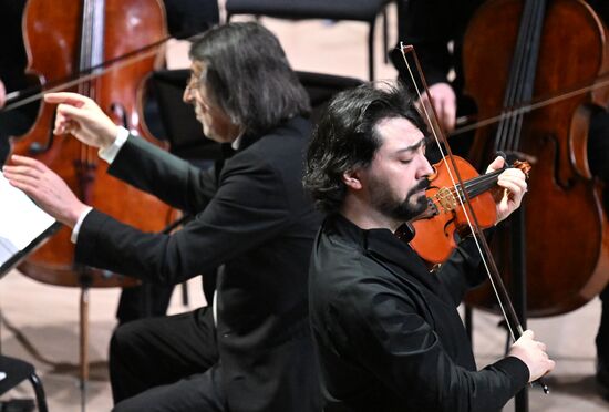 Russia Winter International Arts Festival