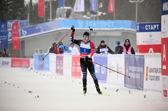 Russia Spartakiad Biathlon Men Pursuit
