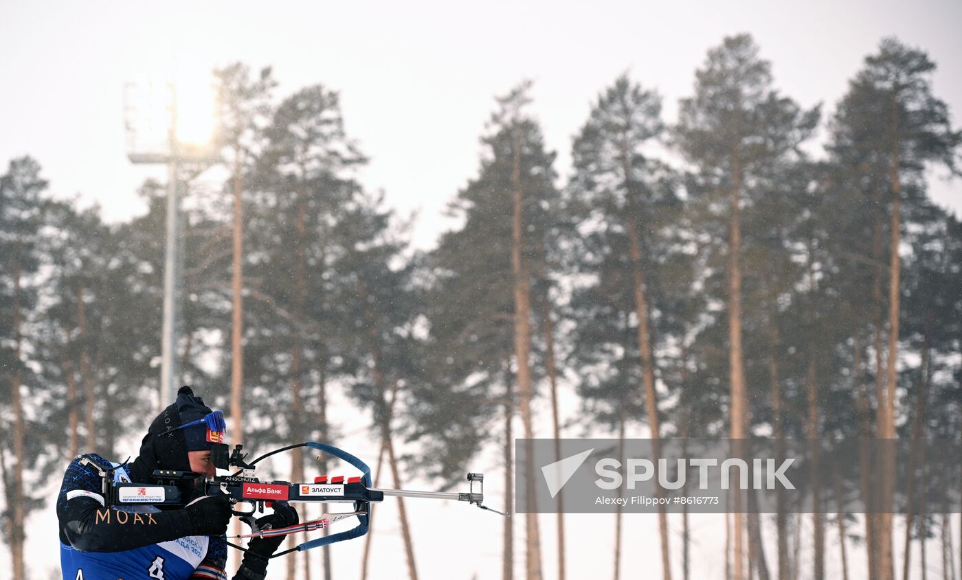 Russia Spartakiad Biathlon Men Pursuit