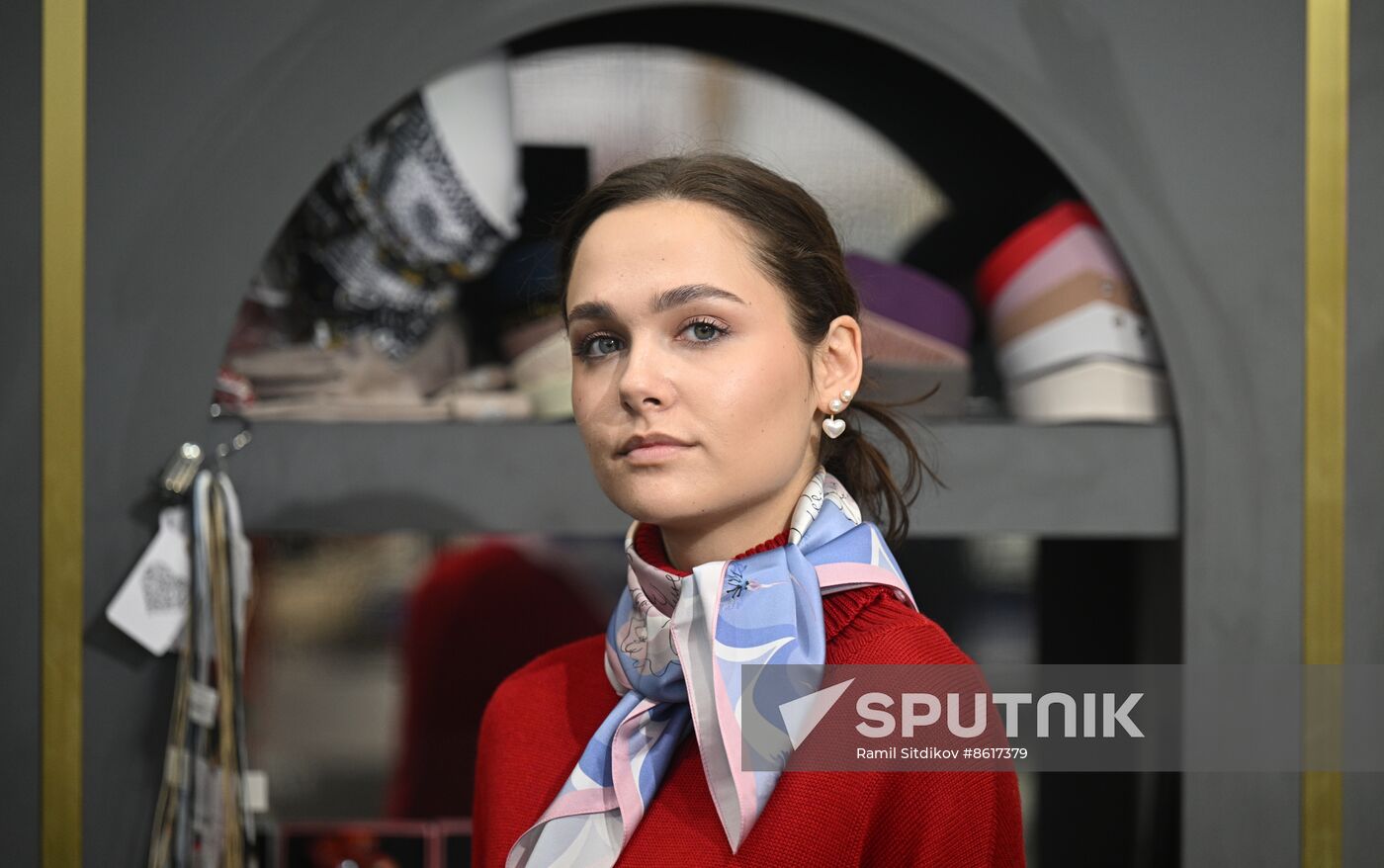 RUSSIA EXPO. Department Store