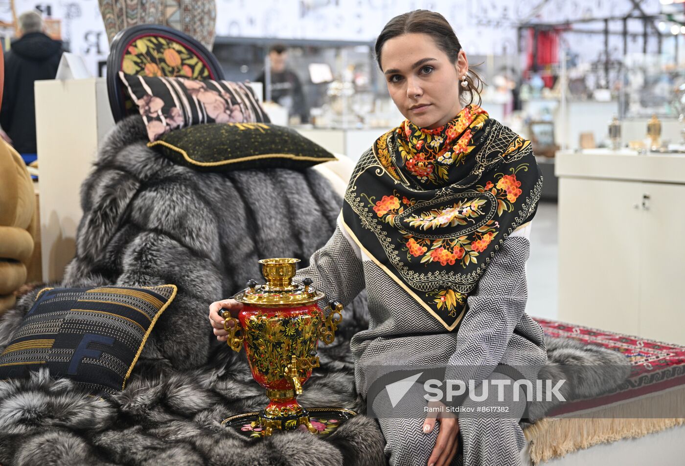 RUSSIA EXPO. Department Store