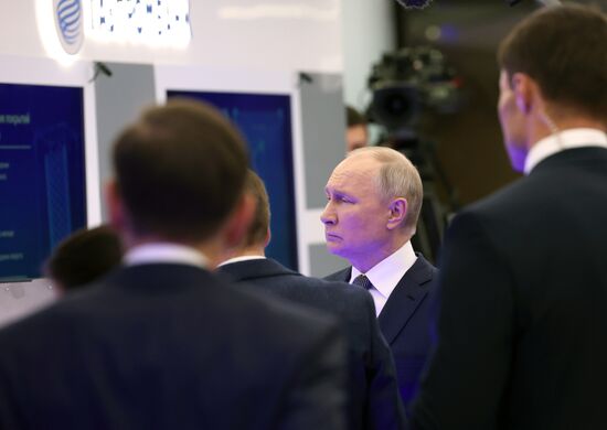 Russia Putin Future Technologies Forum