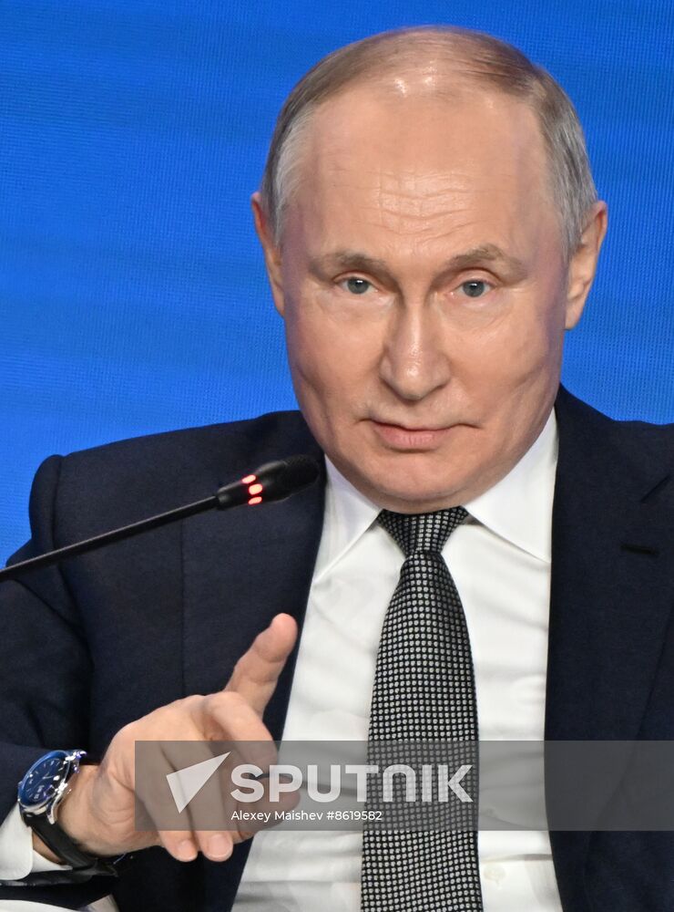 Russia Putin Future Technologies Forum