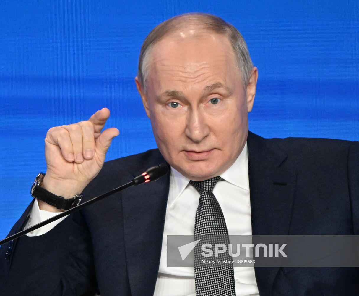 Russia Putin Future Technologies Forum
