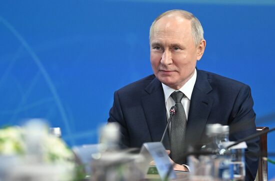 Russia Putin Future Technologies Forum
