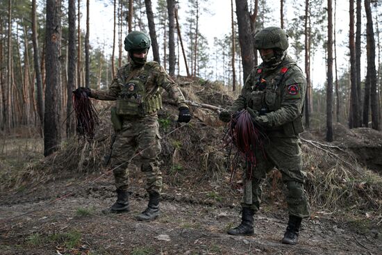 Russia Ukraine Military Operation Engineer Unit