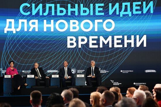 Russia Putin Ideas Forum