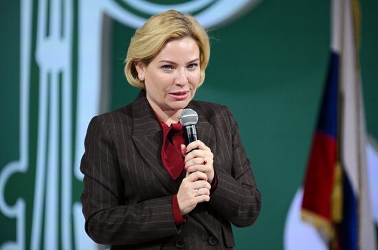 RUSSIA EXPO. Minister of Culture Olga Lyubimova presents state decorations to cultural figures