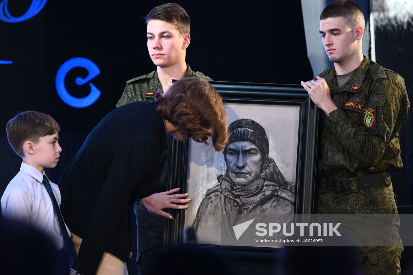RUSSIA EXPO. Opening of Cinema Serving Fatherland international mobile festival