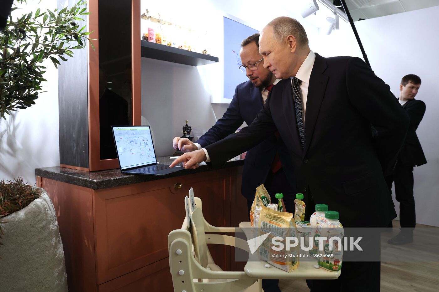 Russia Putin Ideas Forum