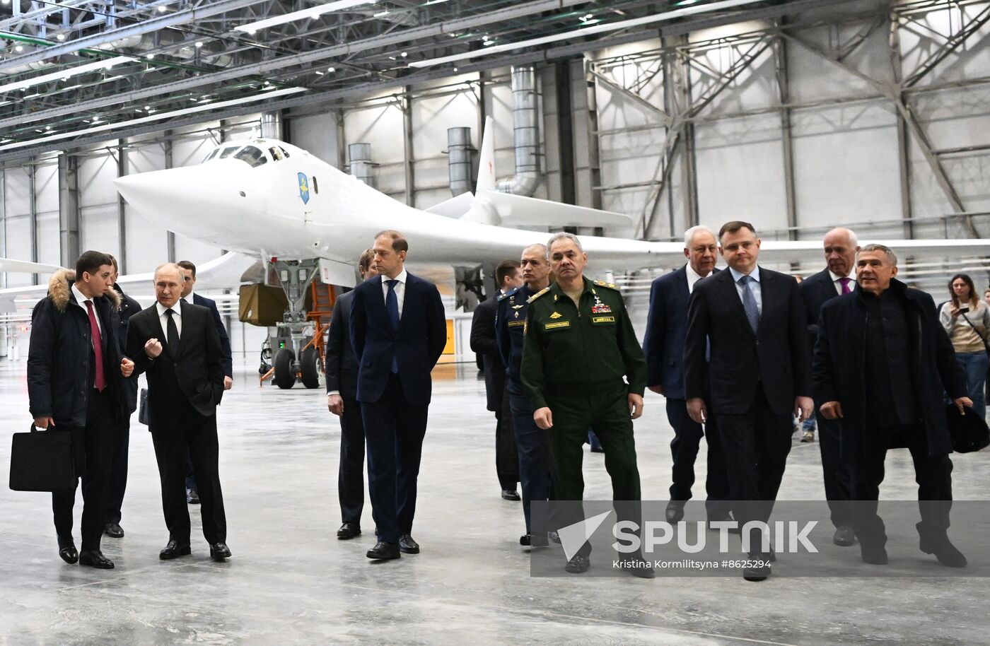 Russia Putin Kazan Aircraft Plant