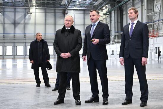 Russia Putin Kazan Aircraft Plant