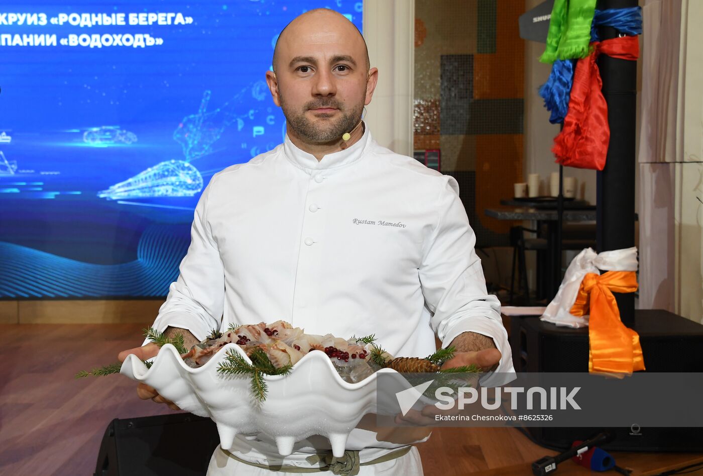 RUSSIA EXPO. Home Shores Gastronomic Cruise from Vodokhod cruise company