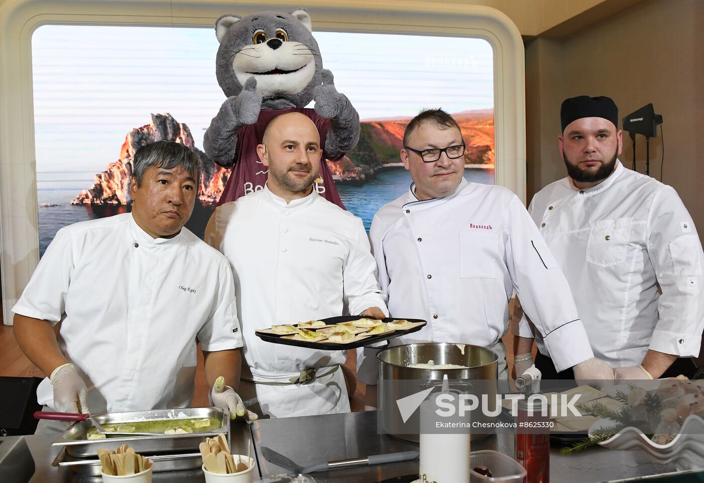 RUSSIA EXPO. Home Shores Gastronomic Cruise from Vodokhod cruise company