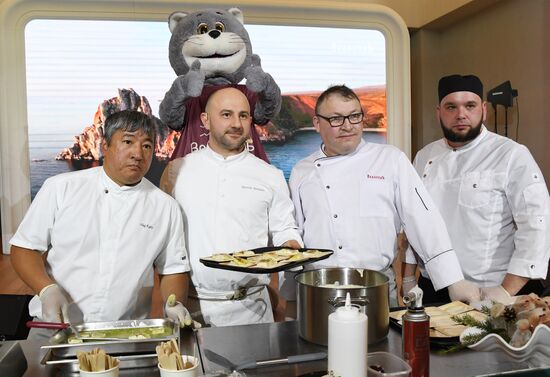 RUSSIA EXPO. Home Shores Gastronomic Cruise from Vodokhod cruise company