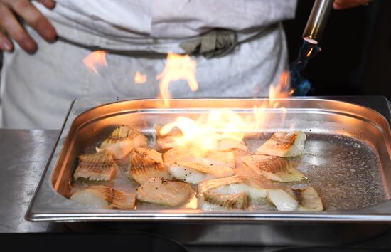 RUSSIA EXPO. Home Shores Gastronomic Cruise from Vodokhod cruise company