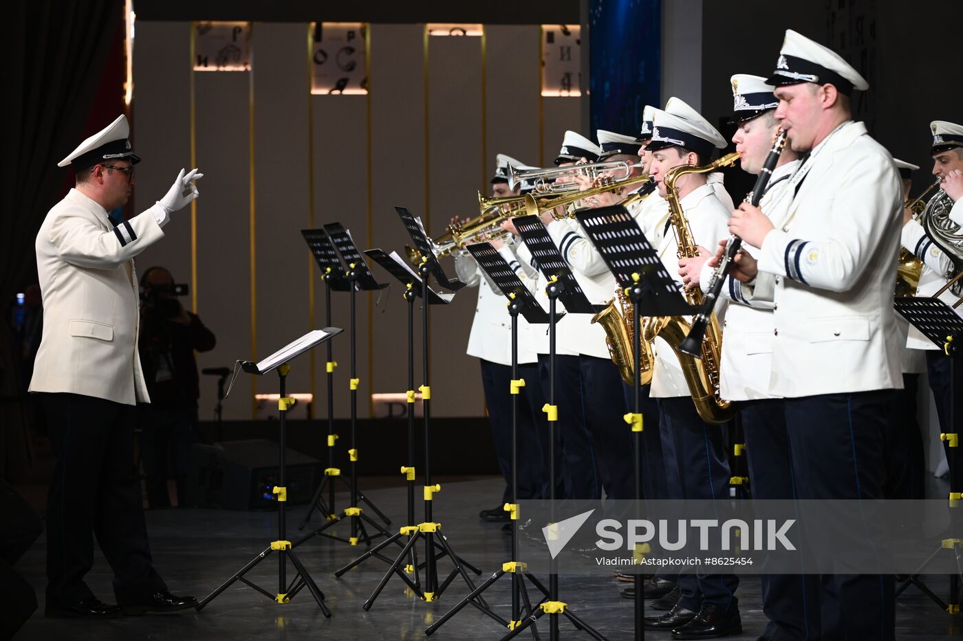 RUSSIA EXPO. Transport Melodies concert