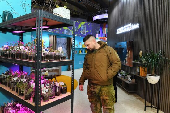 RUSSIA EXPO. Special military operation participants' marriage ceremony on anniversary of its launch