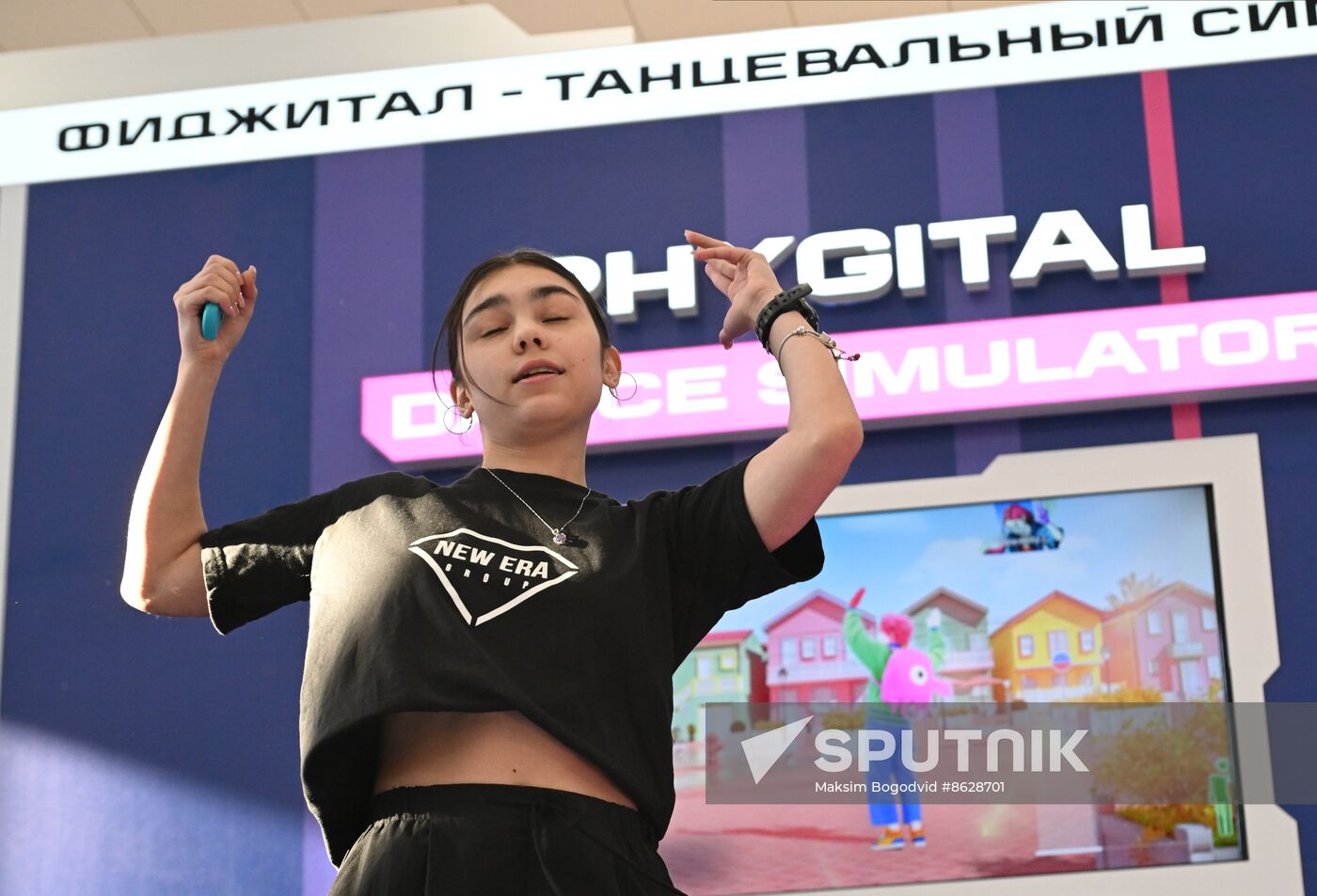 Russia Games of Future Dance Simulator