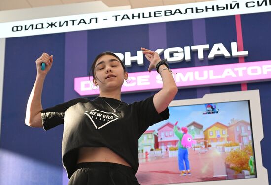 Russia Games of Future Dance Simulator