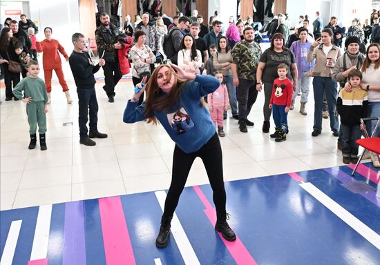 Russia Games of Future Dance Simulator