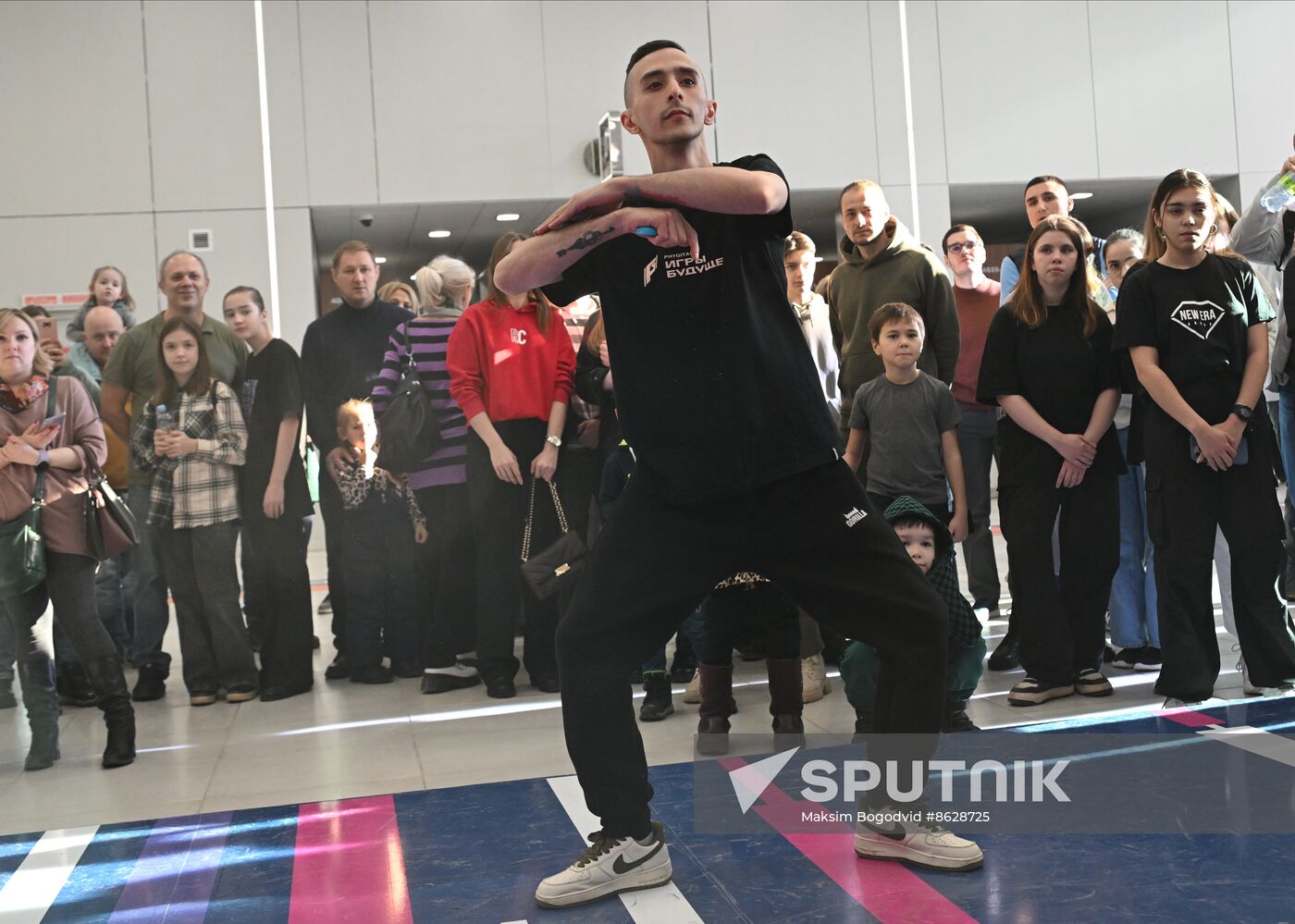 Russia Games of Future Dance Simulator