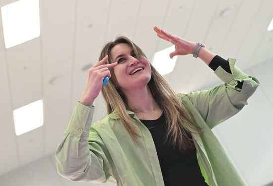 Russia Games of Future Dance Simulator