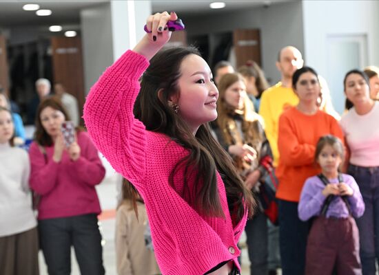 Russia Games of Future Dance Simulator