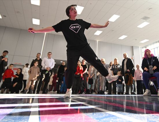 Russia Games of Future Dance Simulator