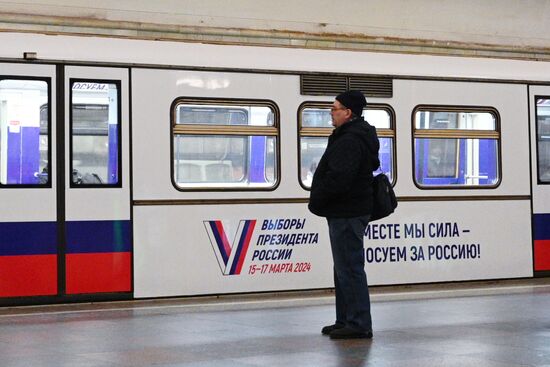 Russia Presidential Election Metro Themed Train