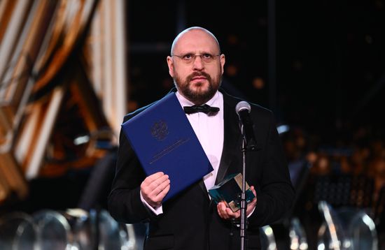 The International RUSSIA EXPO Exhibition and Forum. Knowledge: Prize education awards ceremony. Awarding the prize For the Best Educational Film. Ilya Vasilyev, creative producer of the film "Nuremberg", prize winner. Location: Russia, Moscow. Author: Vladimir Astapkovich/Sputnik. RUSSIA EXPO. Knowledge: Prize education awards ceremony